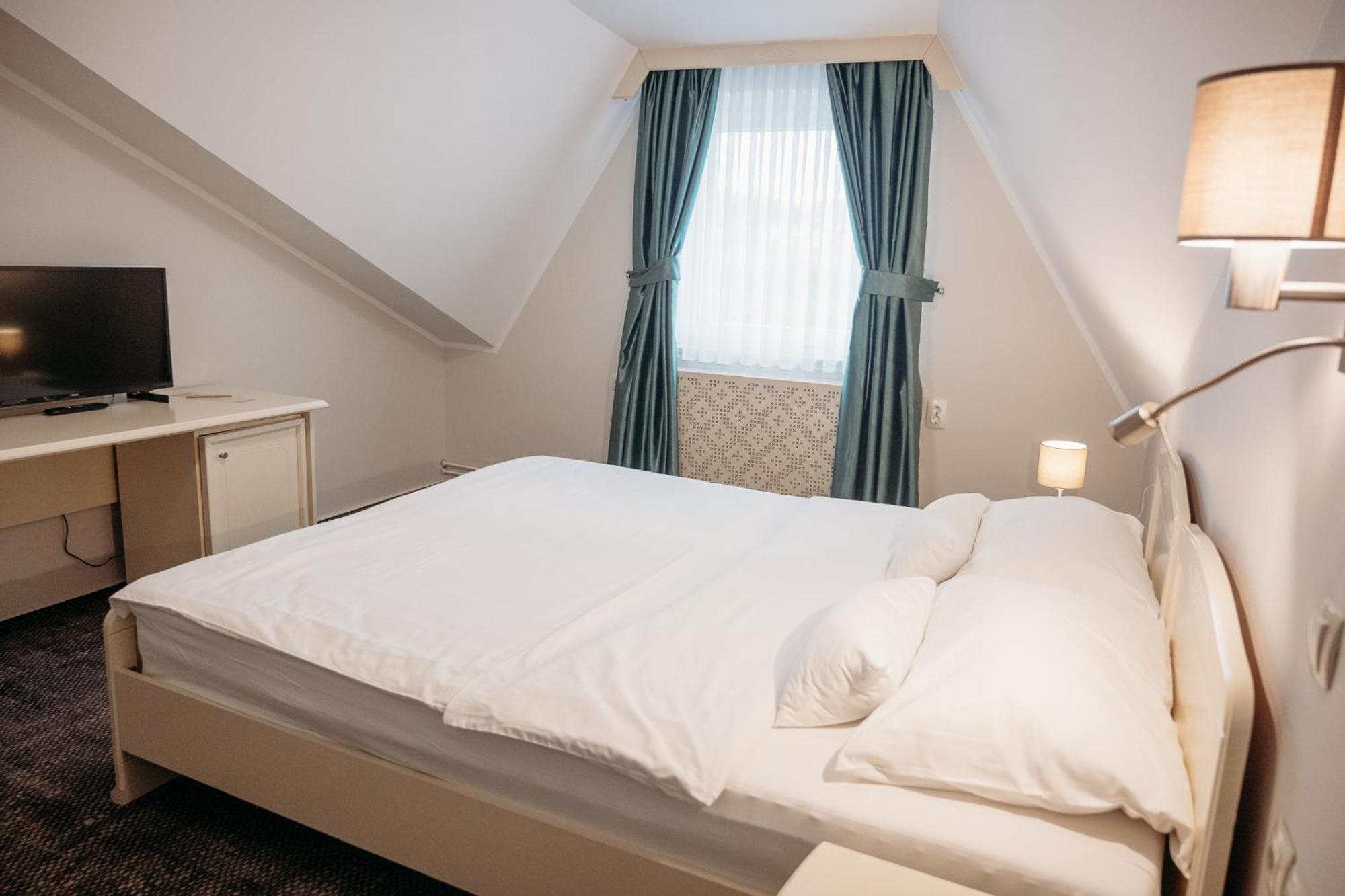 Hotel Kunst Krško Quarto foto