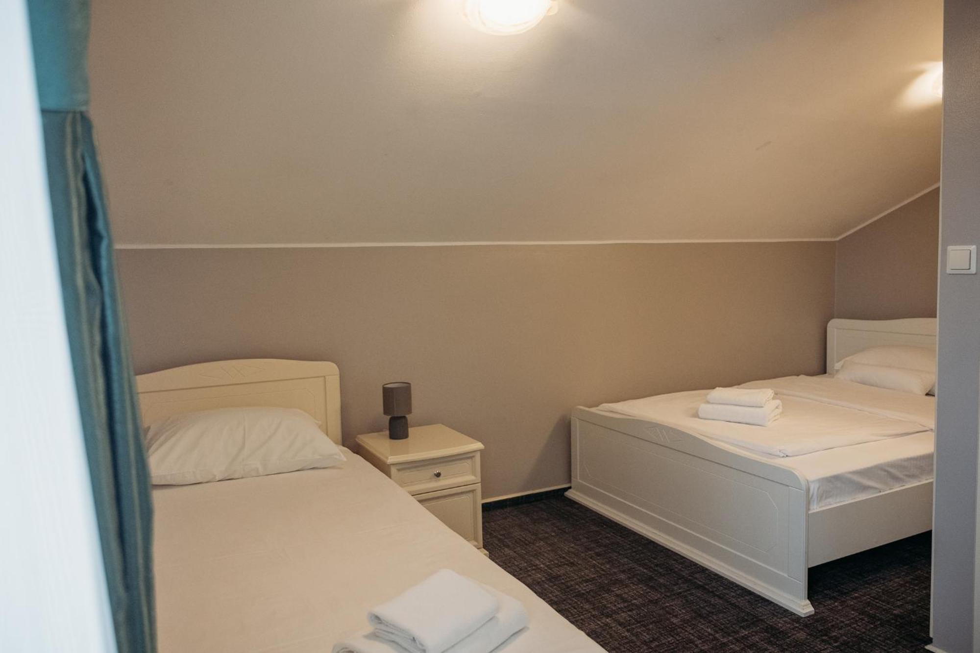 Hotel Kunst Krško Quarto foto